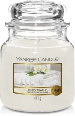 Yankee Candle Fluffy Towels Medium Jar