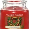 Yankee Candle Red Apple Wreath Medium Jar 2 Yankee Candle Red Apple Wreath Medium Jar -Meubeldecoratie Winkel yankee candle red apple wreath medium jar 308x480 61d4543c12f3e l